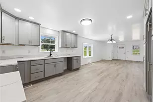 4362 State Route 136, Hempfield Township, PA 15601 - Photo 9