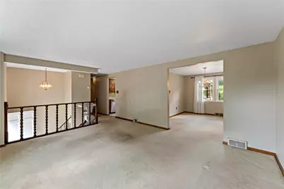27 Dover Rd, Penn Twp, PA 15642 - Photo 3
