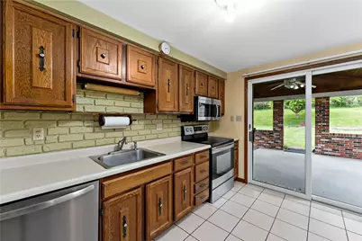27 Dover Rd, Penn Twp, PA 15642 - Photo 11