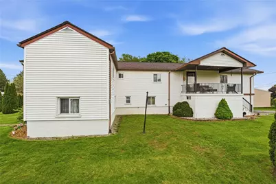 109 Gross Drive, Center Township, PA 15001 - Photo 9