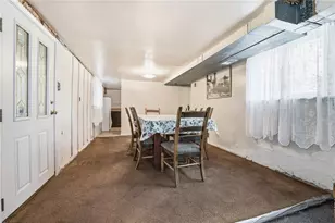 109 Gross Dr, Center Township, PA 15001 - Photo 37