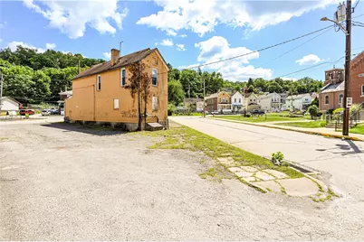 537 S 5 Th St, Jeannette, PA 15644 - Photo 5