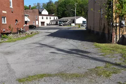 537 S 5 Th St, Jeannette, PA 15644 - Photo 3