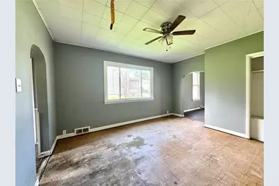 46 High St, Union Township, PA 16101 - Photo 9