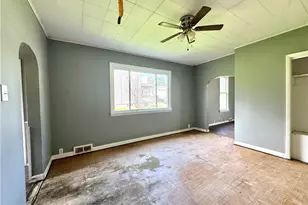 46 High St, Union Township, PA 16101 - Photo 9