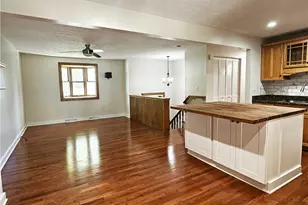 322 Chelsea Dr, Hempfield Township, PA 15601 - Photo 9