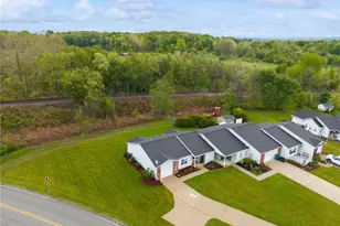 101 Wimbledon Dr, Mount Pleasant Township, PA 15666 - Photo 29
