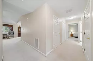 101 Wimbledon Dr, Mount Pleasant Township, PA 15666 - Photo 13