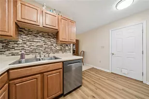 101 Wimbledon Dr, Mount Pleasant Township, PA 15666 - Photo 11