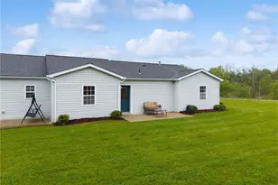 101 Wimbledon Dr, Mount Pleasant Township, PA 15666 - Photo 27
