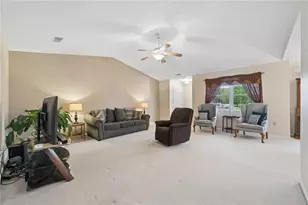 101 Wimbledon Dr, Mount Pleasant Township, PA 15666 - Photo 5