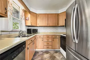 5610 5th St, Pittsburgh, PA 15236 - Photo 13