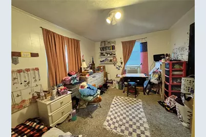 114 Beech St, Connellsville, PA 15425 - Photo 17