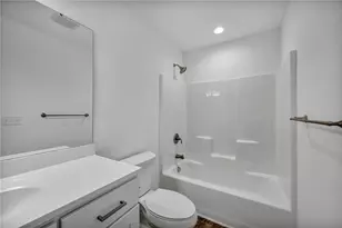 2013 Cool Springs Dr, Bethel Park, PA 15234 - Photo 29