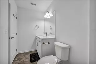 2013 Cool Springs Dr, Bethel Park, PA 15234 - Photo 27