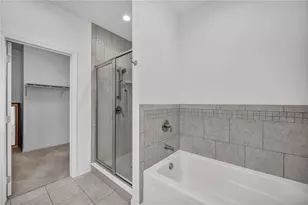 2013 Cool Springs Dr, Bethel Park, PA 15234 - Photo 19