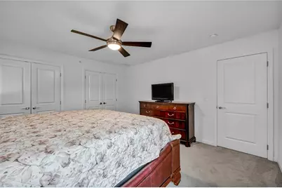 2013 Cool Springs Dr, Bethel Park, PA 15234 - Photo 33