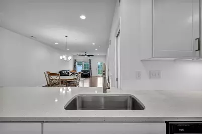 2013 Cool Springs Dr, Bethel Park, PA 15234 - Photo 5