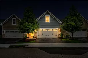 2013 Cool Springs Dr, Bethel Park, PA 15234 - Photo 45