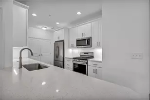 2013 Cool Springs Dr, Bethel Park, PA 15234 - Photo 3