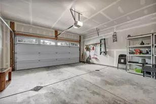 2013 Cool Springs Dr, Bethel Park, PA 15234 - Photo 35