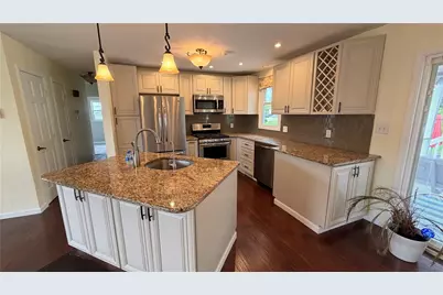 1403 2nd Ave, Brighton Township, PA 15009 - Photo 5