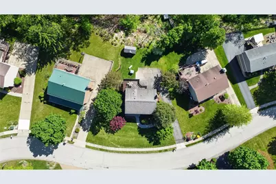 5885 Dalmatian Dr, Bethel Park, PA 15102 - Photo 41
