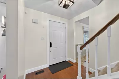 5885 Dalmatian Dr, Bethel Park, PA 15102 - Photo 7