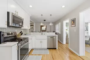 212 New England Pl, Edgeworth, PA 15143 - Photo 9