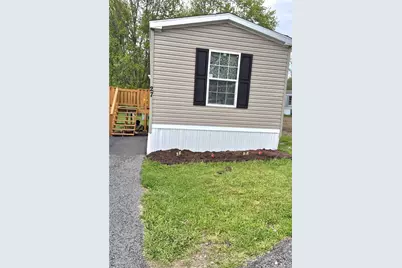 27 Manor Dr, Smith Township, PA 15019 - Photo 3