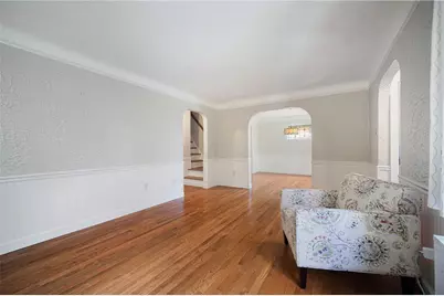 329 Questend Ave, Pittsburgh, PA 15228 - Photo 7