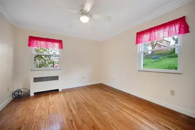 329 Questend Ave, Pittsburgh, PA 15228 - Photo 19