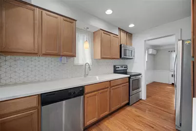 329 Questend Ave, Pittsburgh, PA 15228 - Photo 13