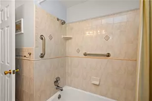 448 Saratoga Dr, Pittsburgh, PA 15236 - Photo 19