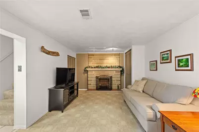 448 Saratoga Dr, Pittsburgh, PA 15236 - Photo 27
