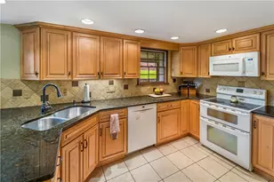 640 Westland Dr, Richland, PA 15044 - Photo 7