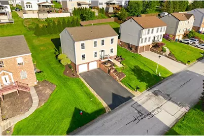 309 Carriage Blvd, Pittsburgh, PA 15239 - Photo 3