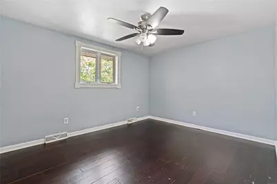 2813 Glenny Lane Ext, West Mifflin, PA 15122 - Photo 9