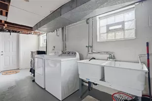 1012 Garden Pl, Pittsburgh, PA 15116 - Photo 29