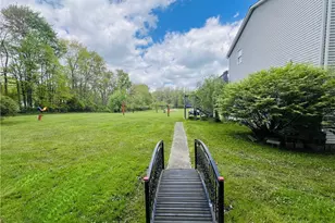 380 Oak St Ext, Pulaski Township, PA 16159 - Photo 3