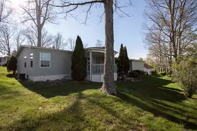 1411 Jonathan Dr, Somerset Boro, PA 15501 - Photo 5