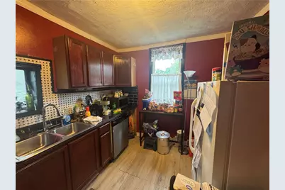 1447 Foliage St, Pittsburgh, PA 15221 - Photo 5