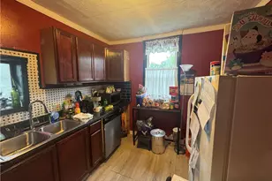 1447 Foliage St, Pittsburgh, PA 15221 - Photo 5