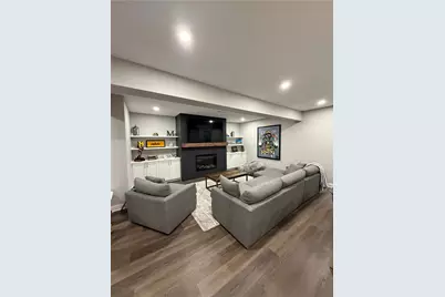 1013 Coldstream Dr, Cecil, PA 15317 - Photo 9