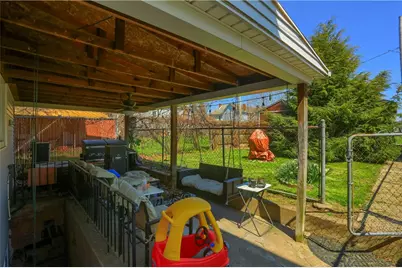 330 Beaver Ave, Aliquippa, PA 15001 - Photo 13