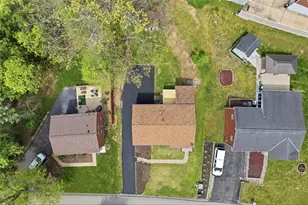 909 Mt Hood Dr, Pittsburgh, PA 15239 - Photo 37