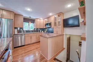 416 Saratoga Dr, Pittsburgh, PA 15236 - Photo 17