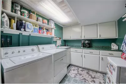 416 Saratoga Dr, Pittsburgh, PA 15236 - Photo 37