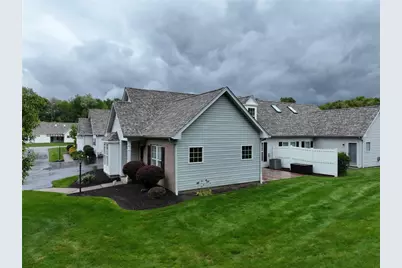 707 Spencer Woods Drive, Pittsburgh, PA 15116 - Photo 3