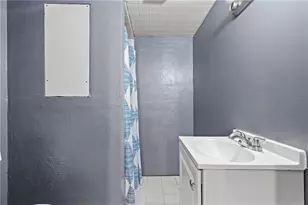 1140 Wayne Ave, McKees Rocks, PA 15136 - Photo 25